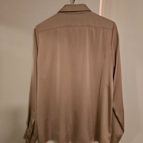 Vince Camuto Satin Long Sleeve Button-Up ShirtCHAMPANGE FIZZ, Size Small - Picture 5 of 5